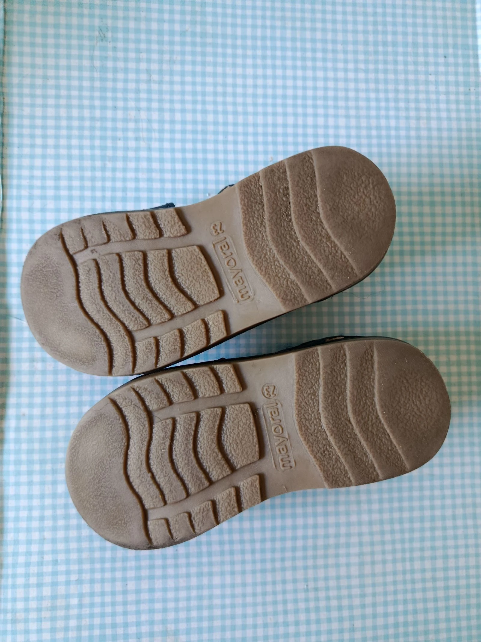 Blue sandals boy – photo 4